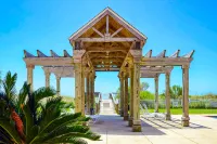 Wonderful Beach Condo W/ Shared Pools, Beach Boardwalk, Water View & WiFi