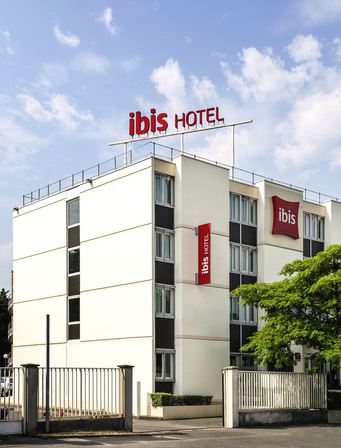 Ibis Saint-Denis Stade Ouest