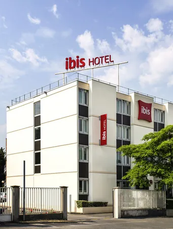 Ibis Saint-Denis Stade Ouest