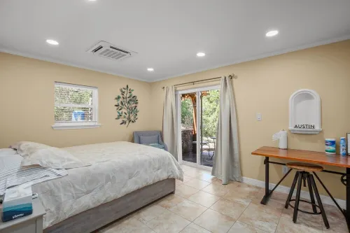 Lake Travis Studio near Volente Hotels in Volente