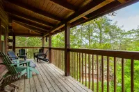 Hot Tub and Game Room - Scenic Family Escape