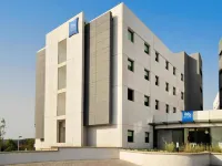 Ibis Budget Girona Costa Brava Hotel a Palol de Revardit