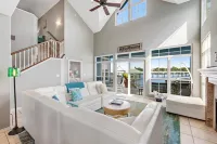 Casa Lakeside Bliss