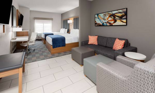 La Quinta Inn & Suites by Wyndham Coralville Iowa City
