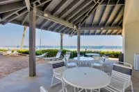 Gulf-Front Views and Luxurious Amenities - Exquisite Beach Retreat