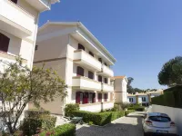 LV 普雷米耶爾特羅伊亞 - TR1 酒店 卡爾瓦利爾酒店