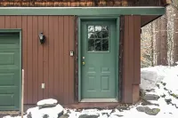 Edson Hill Getaway #4 Hotels near TrueNorth/The Lodge at Spruce Peak