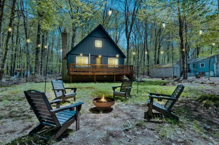 Access to Beaches and Heated Pools - Charming Rustic Retreat