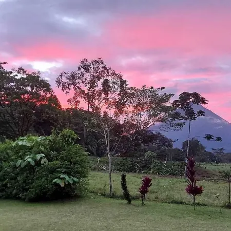 Hotel Tangara Arenal