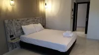 Evita Blue Hotels in Ксилокастрон