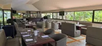 Country Inn Suites by Radisson San Jose Aero - breakfast