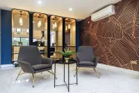 The Gandamar Hotel - parking