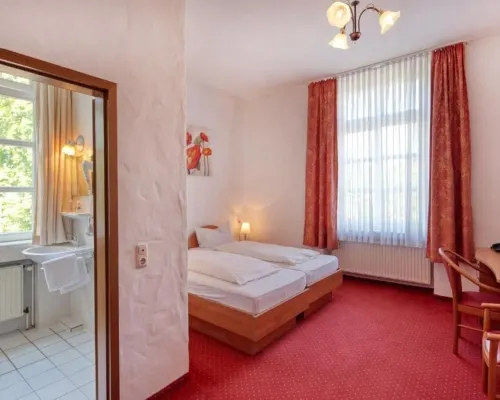 Hotel Restaurant Mathildenhof Hotels in Brauweiler