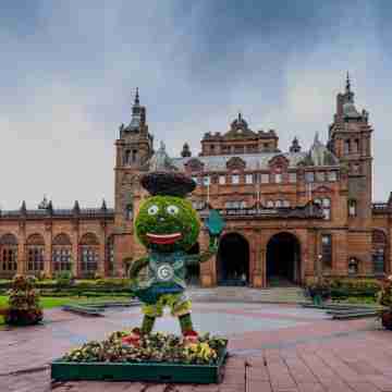 Central Glasgow Apt - Sleeps 2 & FreeParking During Weekend Hotel Exterior