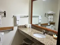 塞琳娜套房酒店 - 聖丹斯 克魯克縣酒店