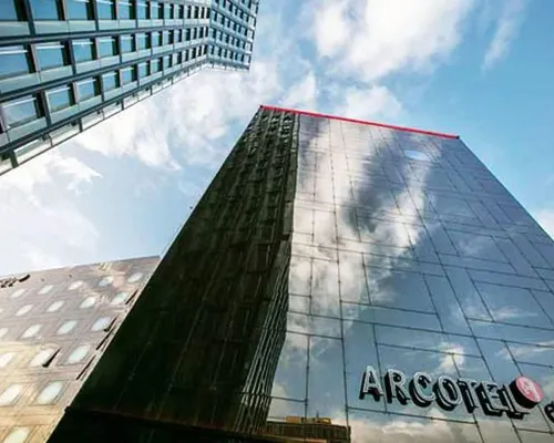 ARCOTEL Onyx Hamburg Hotels near Schmidt Tivoli