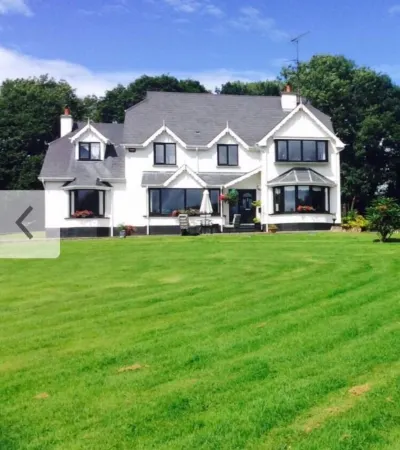 Railway Country House Отели в г. Gorey