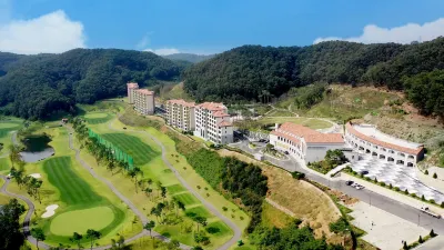 Baekhak Jayuro Resort Hotels near Haeyeonsa