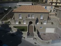 Sui Generis Hotels in Tropea