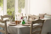 Tinos Resort - breakfast