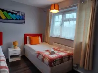 Poynters House - Huku Kwetu Luton