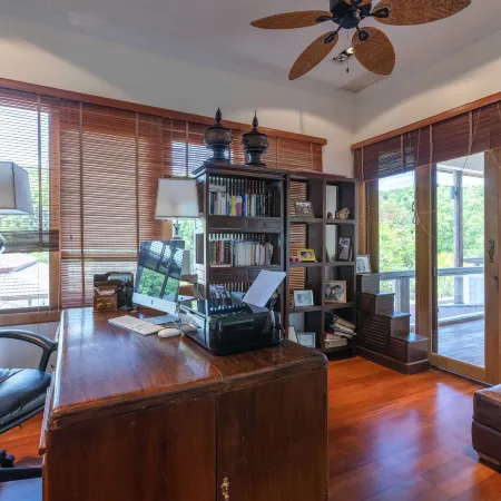 Large 6 Bed Luxury Villa on the Golf Course Phj
