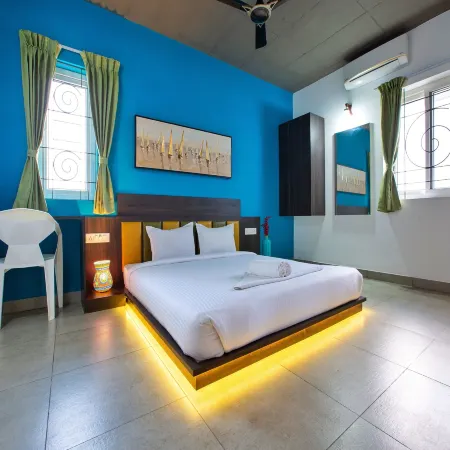 Sarvam Serviced Apartment