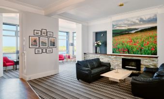 The Kilbirnie Hotel