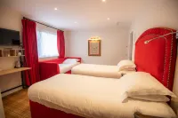 The Skye Inn Hotels in Portree