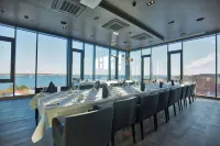 Hotel Frøya - 3-Star