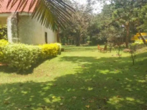 Airman's Pavillon Hotels in Meru