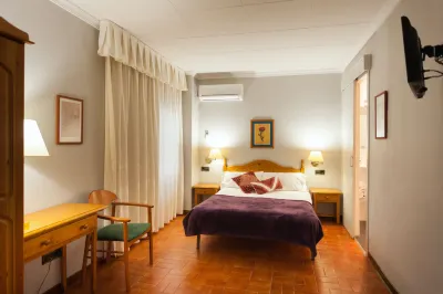 Hostal Restaurant Roma Hotels in Os de Balaguer