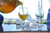 Ramada Encore by Wyndham Kuwait Downtown - bar