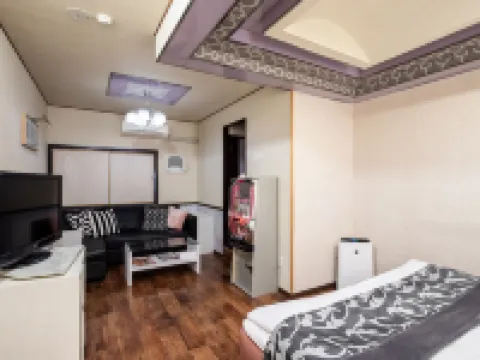 Hotel la Fontaine Hotels in Suwa