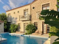 Palma Alacati Hotels in Kemalpaşa Osb