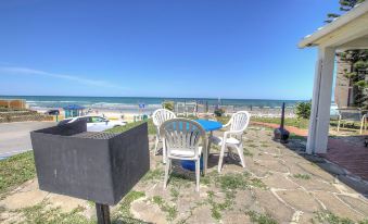 Daytona Shores Inn and Suites