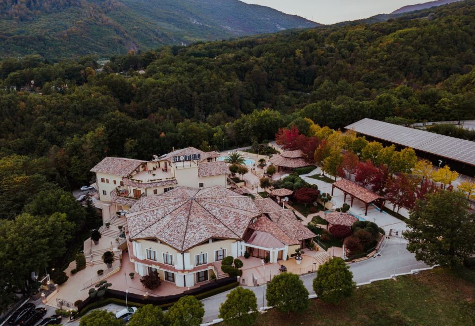 hotel overview picture