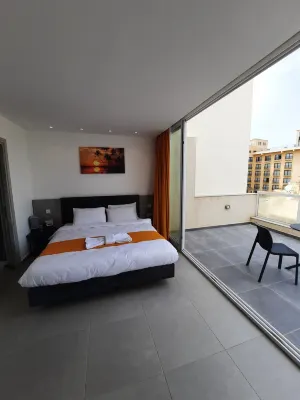 Hotel Shoreline