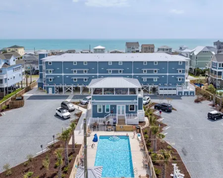 1001 King Ada Suite, 1st Floor Serenity Hotels in Topsail