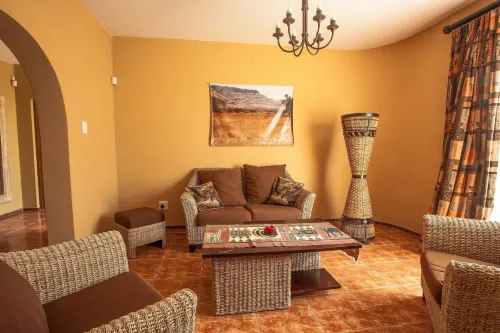 Sandcastle Apartments CC - Homestays