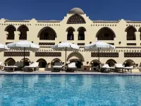 Elphardous Oasis Hotel - Pools