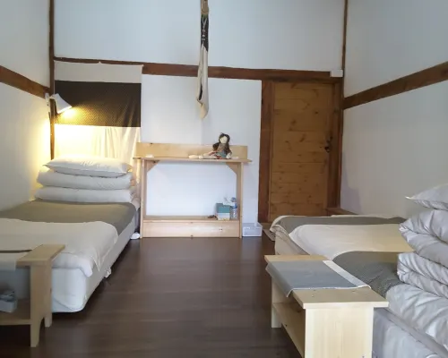 Yettle Hanok Stay Hotels near Cheonmachong
