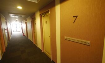 Hotel Route-Inn Nakatsugawa Inter