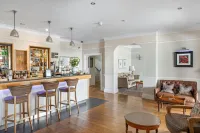Watersmeet Hotel - bars