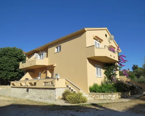 Apartments Edo Hotels in Novalja