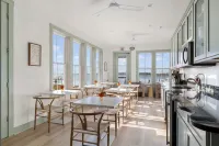 Regatta Inn - Adults Only - breakfast