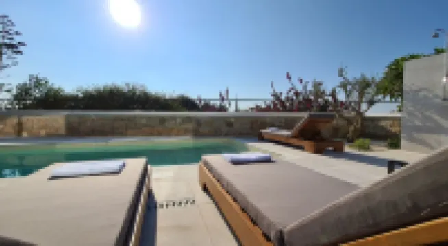 Phaedrus Living: Venus Seaview Lighthouse Villa