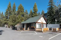 Red Wolf Lakeside Lodge Hotels in Incline Village