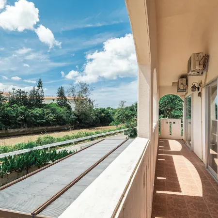 Anelani House