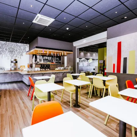 Ibis Budget Luxembourg Aeroport Отели рядом с достопримечательностью «Национально культурно-спортивный комплекс «Д'Кок»»